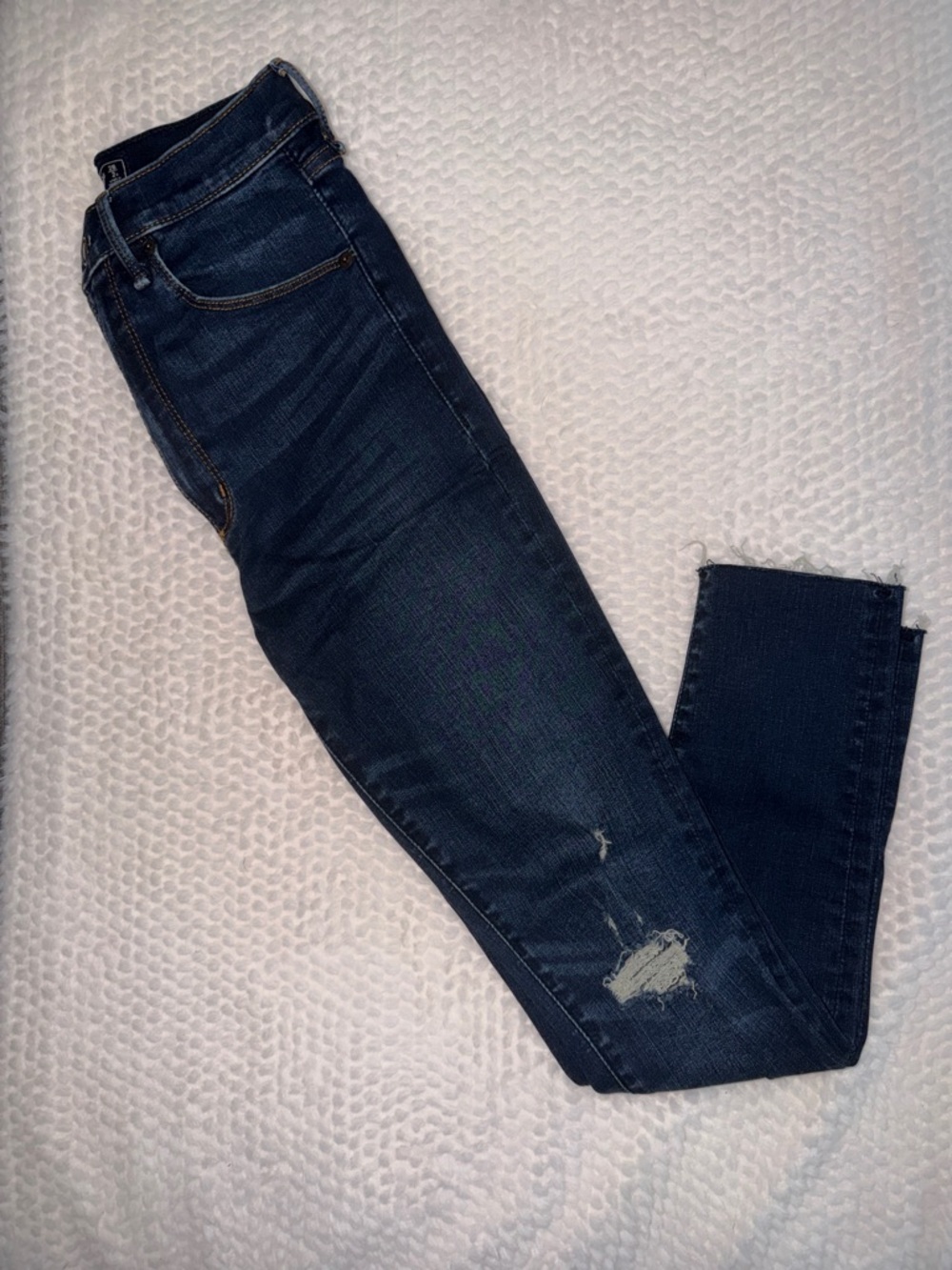 Abercrombie Women’s Dark Blue Distressed Skinny Jeans